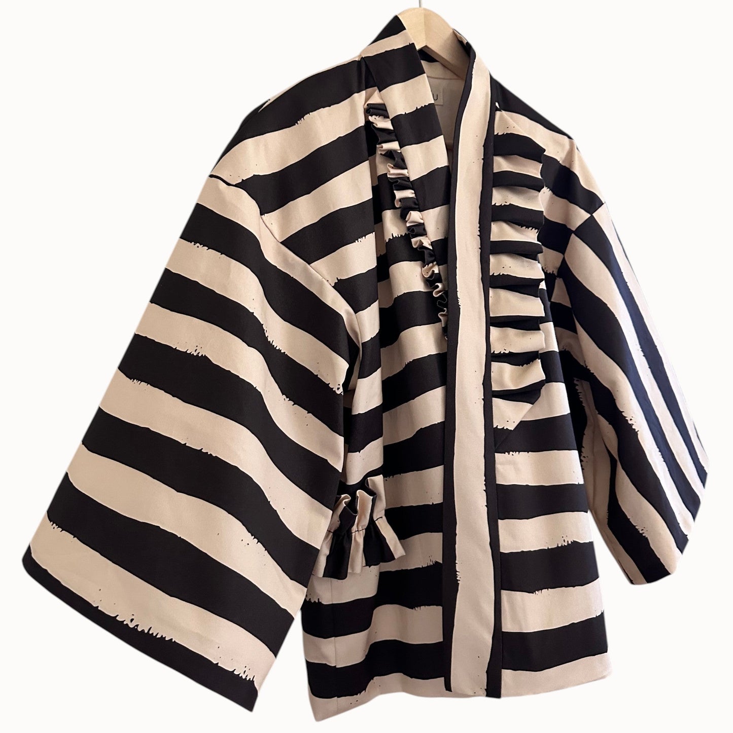Kumo Stripe Haori – Black & Ivory / Back Ribbon Study No.03