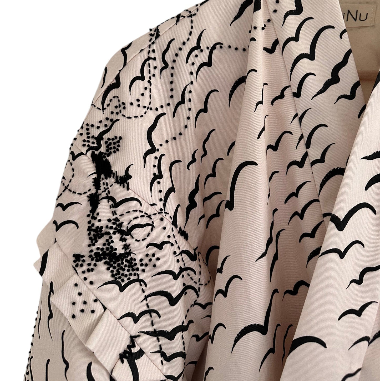 Kamome Embroidered Haori / Ivory & Black – No.01
