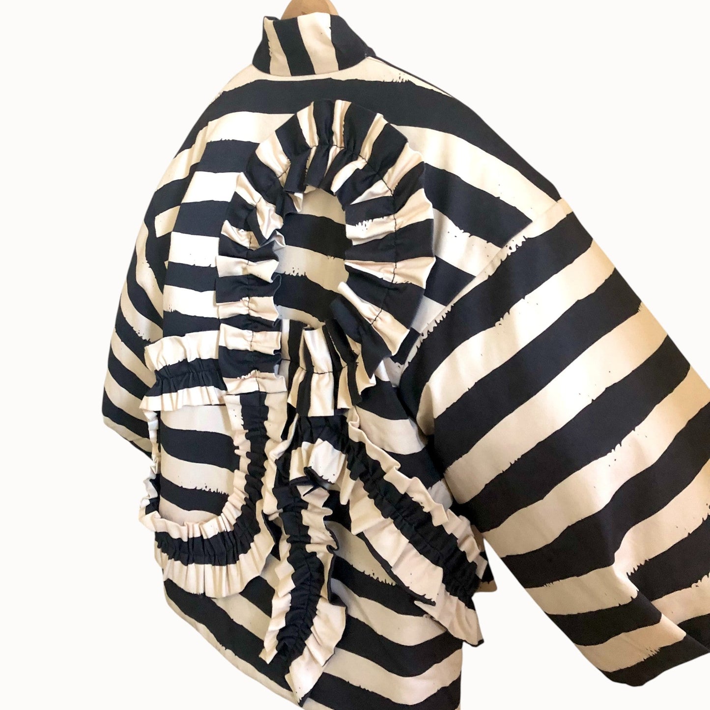 Brush-Stripe Hanten Jacket with Oversized Back Ribbon