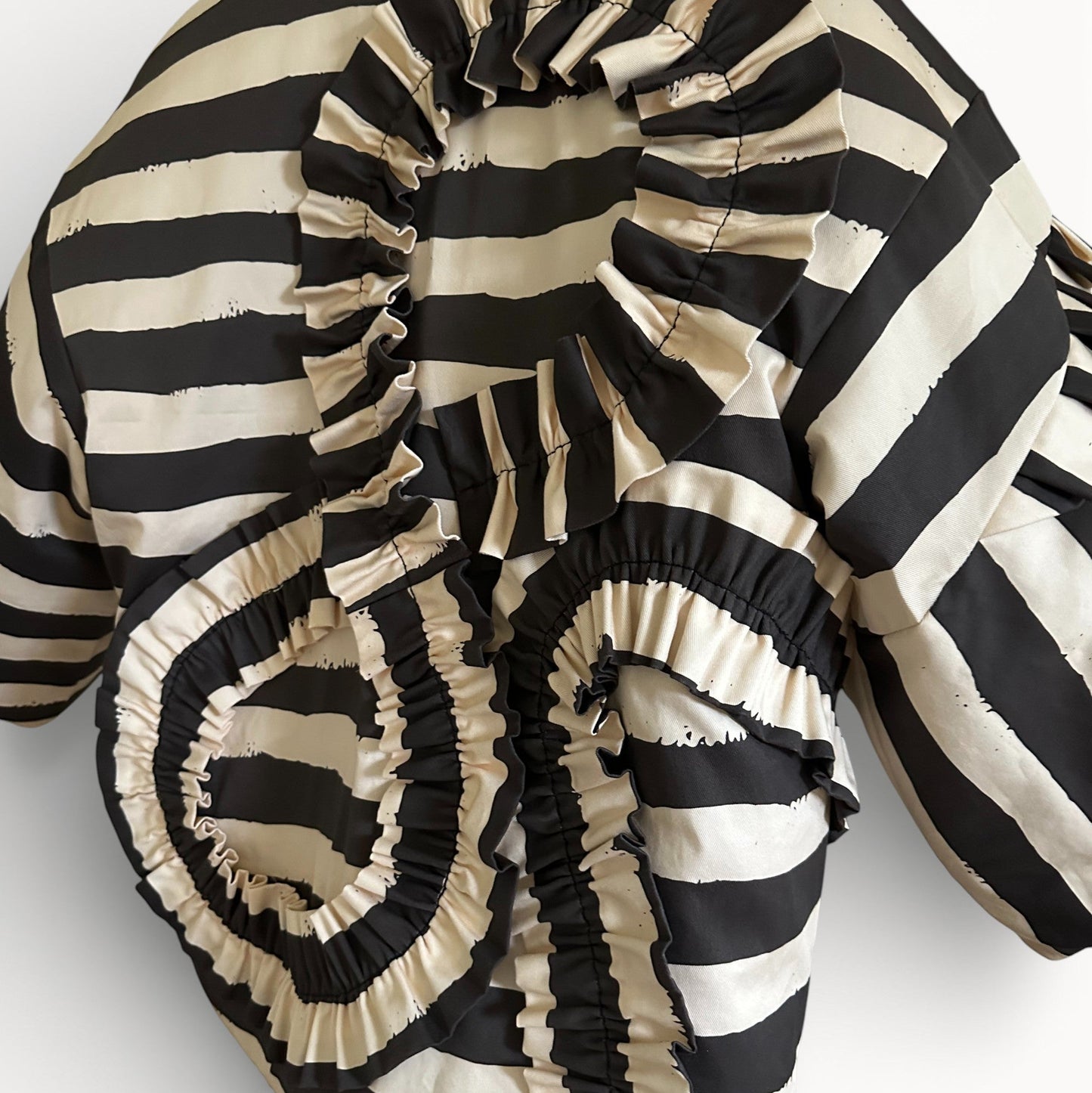 Brush-Stripe Hanten Jacket with Oversized Back Ribbon E